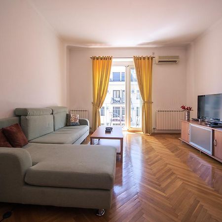 Apartment Kruna Center ポドゴリツァ エクステリア 写真